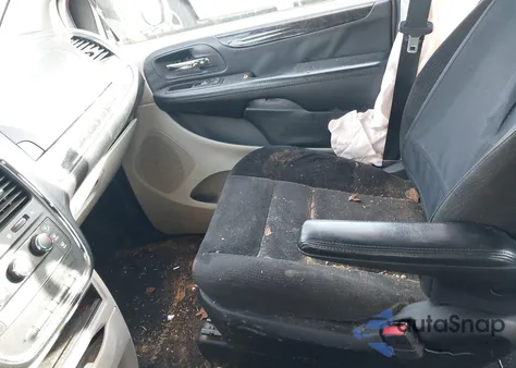 2014 Dodge Grand Caravan American Value Pkg z USA, uszkodzony, nr VIN 2C4RDGBG9ER302589